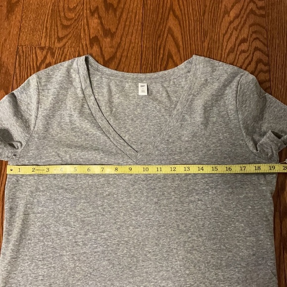 BP NORDSTROM OVERSIZED V CROPPED TEE. Heather grey available in XS S M - Picture 6 of 10